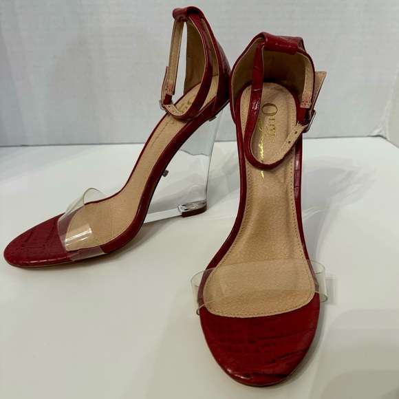 NWOT/NWOB Olivia Ferragamo Red Snakeskin Ankle Strap Sandal Wedges w/Clear Base - Picture 9 of 10